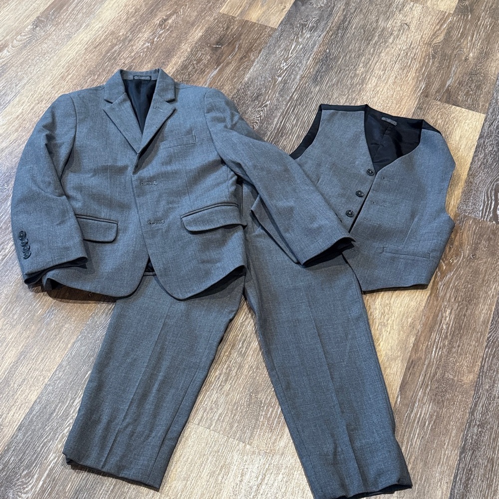 Classic Gray Suit Set